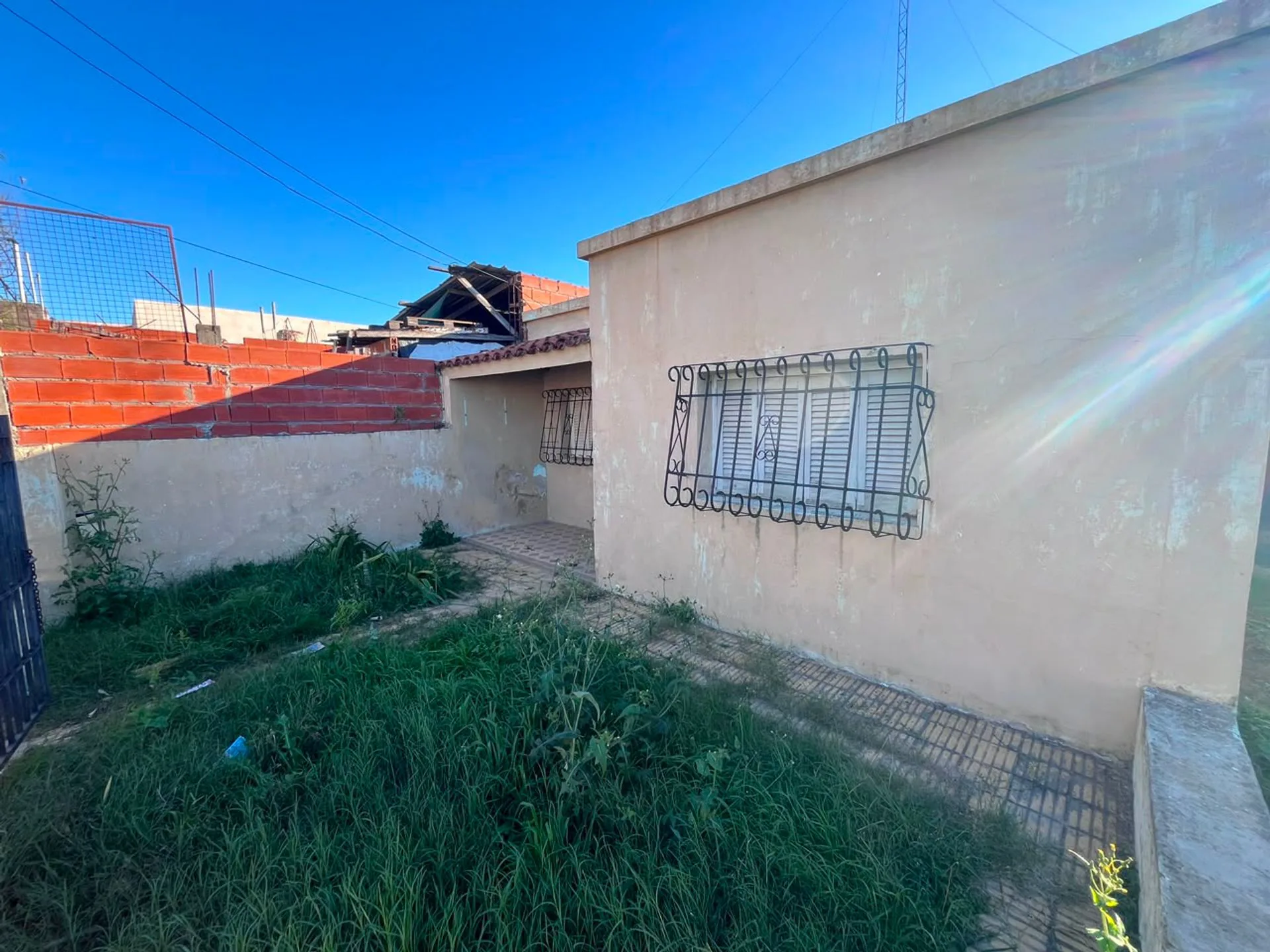 Casa 2 dormitorios a refaccionar, Paraná foto 3