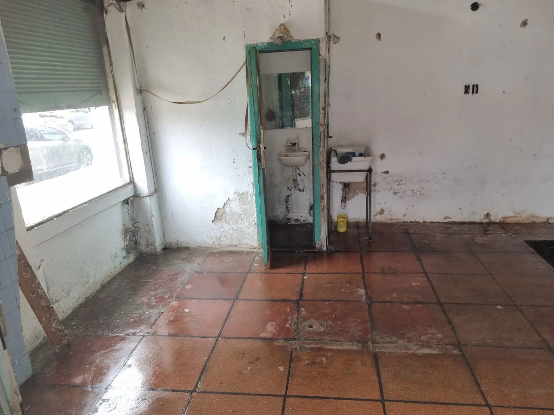 Esquina Única en Saavedra a Refaccionar foto 4