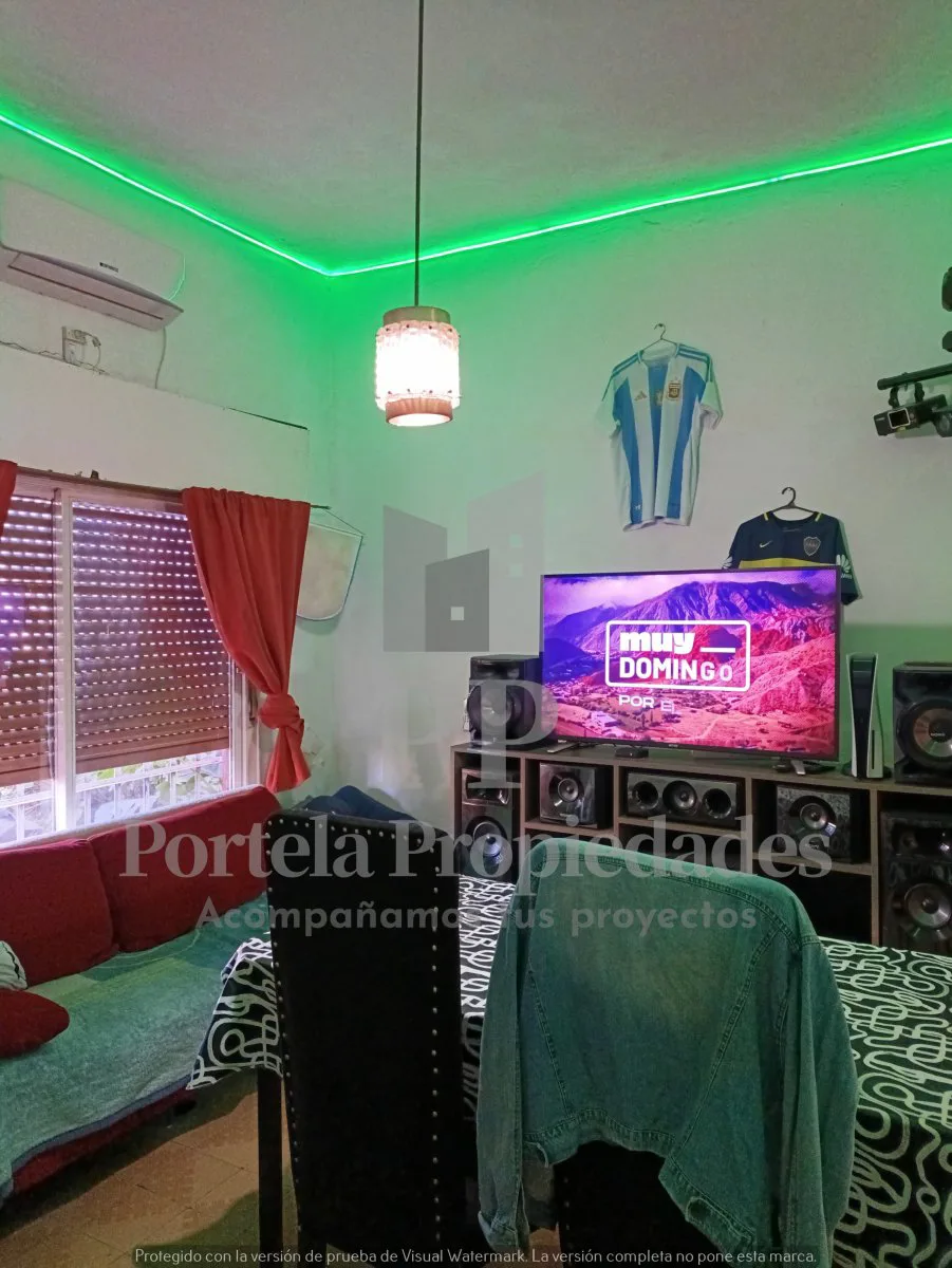 CASA DE 4 AMBIENTES, CIUDADELA foto 3