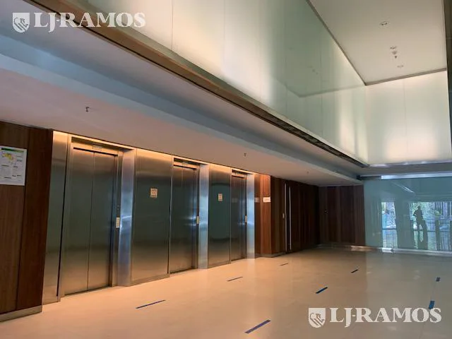 Alquiler de oficina de 900 m2 en Vicente López foto 4