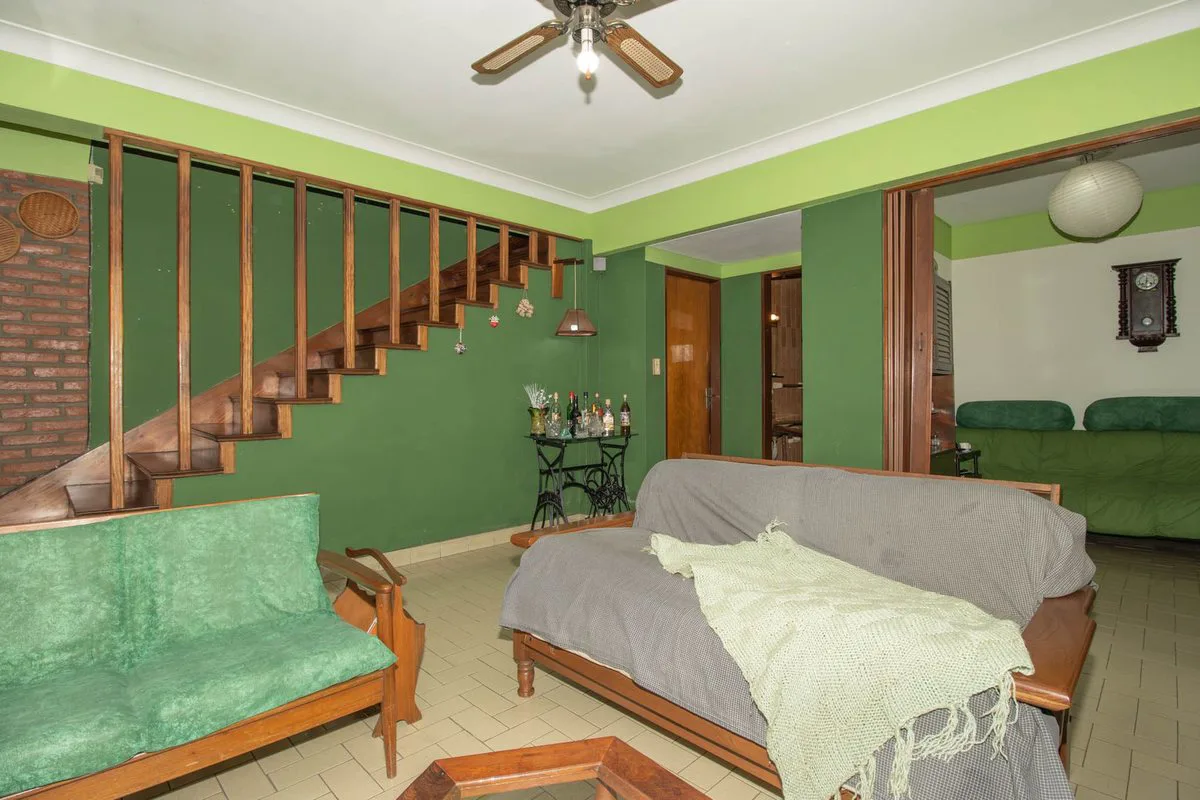 CASA EN VENTA VILLA MARTELLI CON COCHERA foto 2