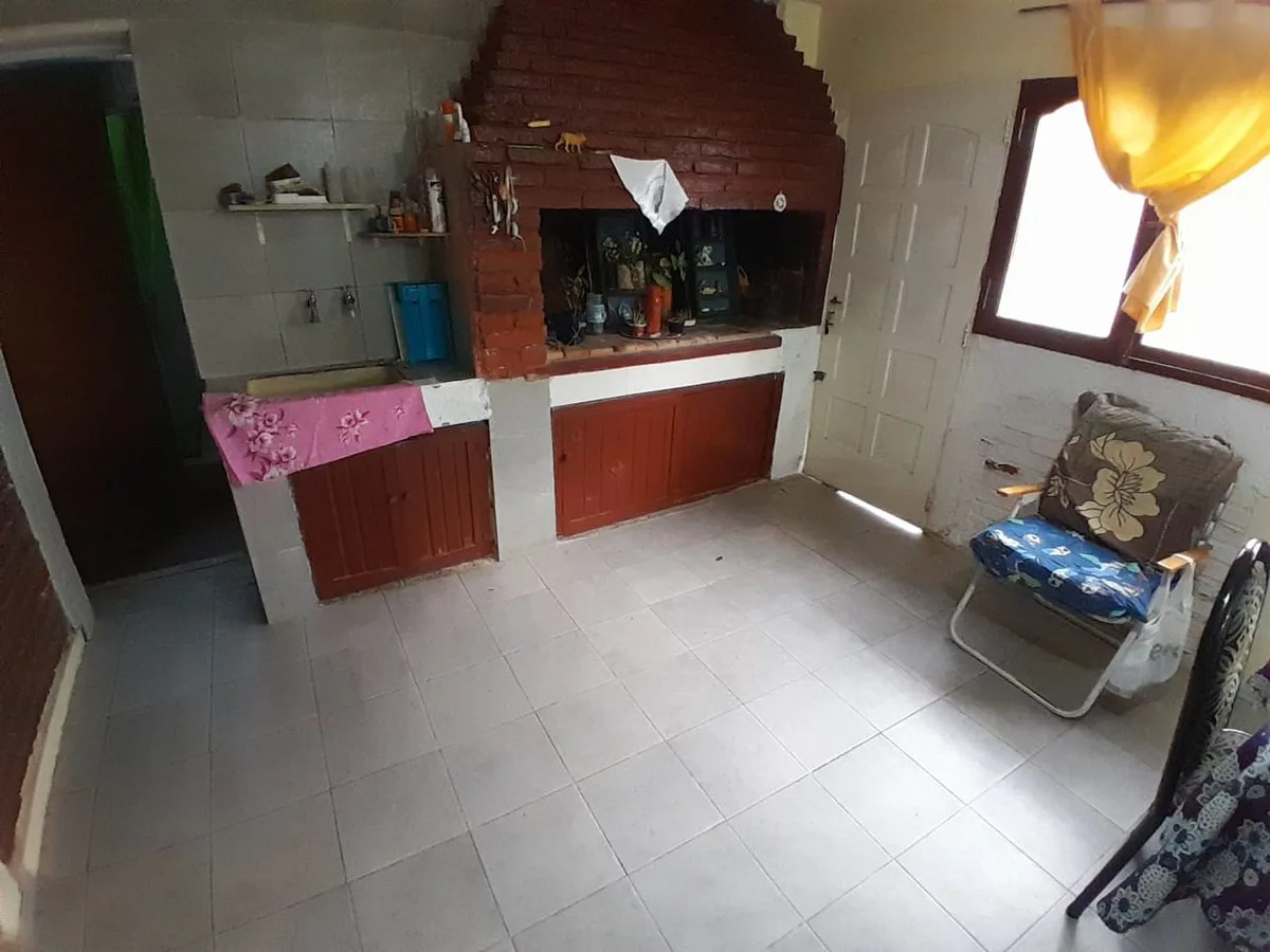 VENTA CASA QUINTA 2 DORM PILETA ALTOS DEL SAUCE foto 5