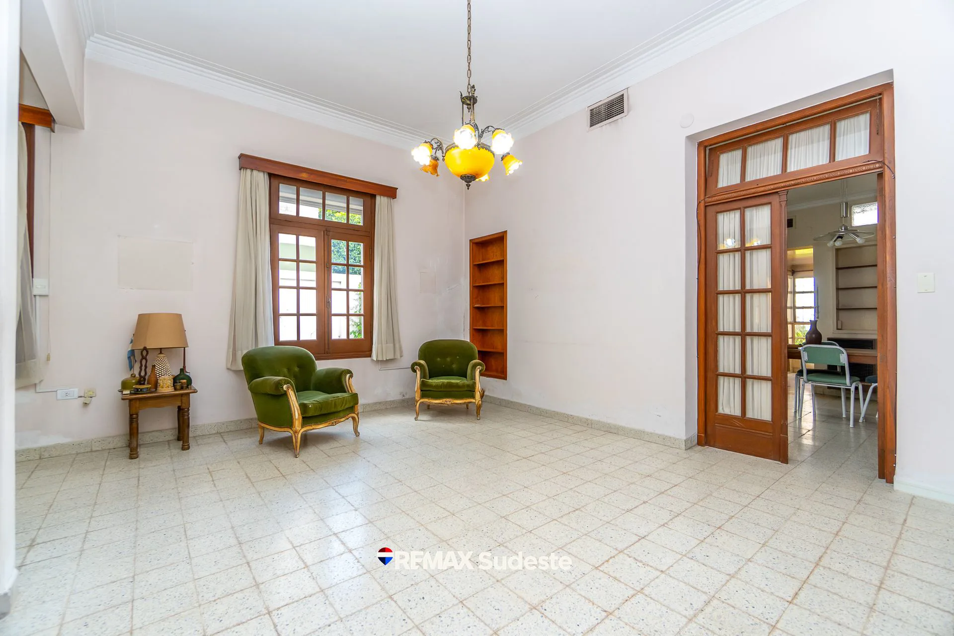 VENTA CASA MACROCENTRO AMPLIO PATIO VERDE foto 4