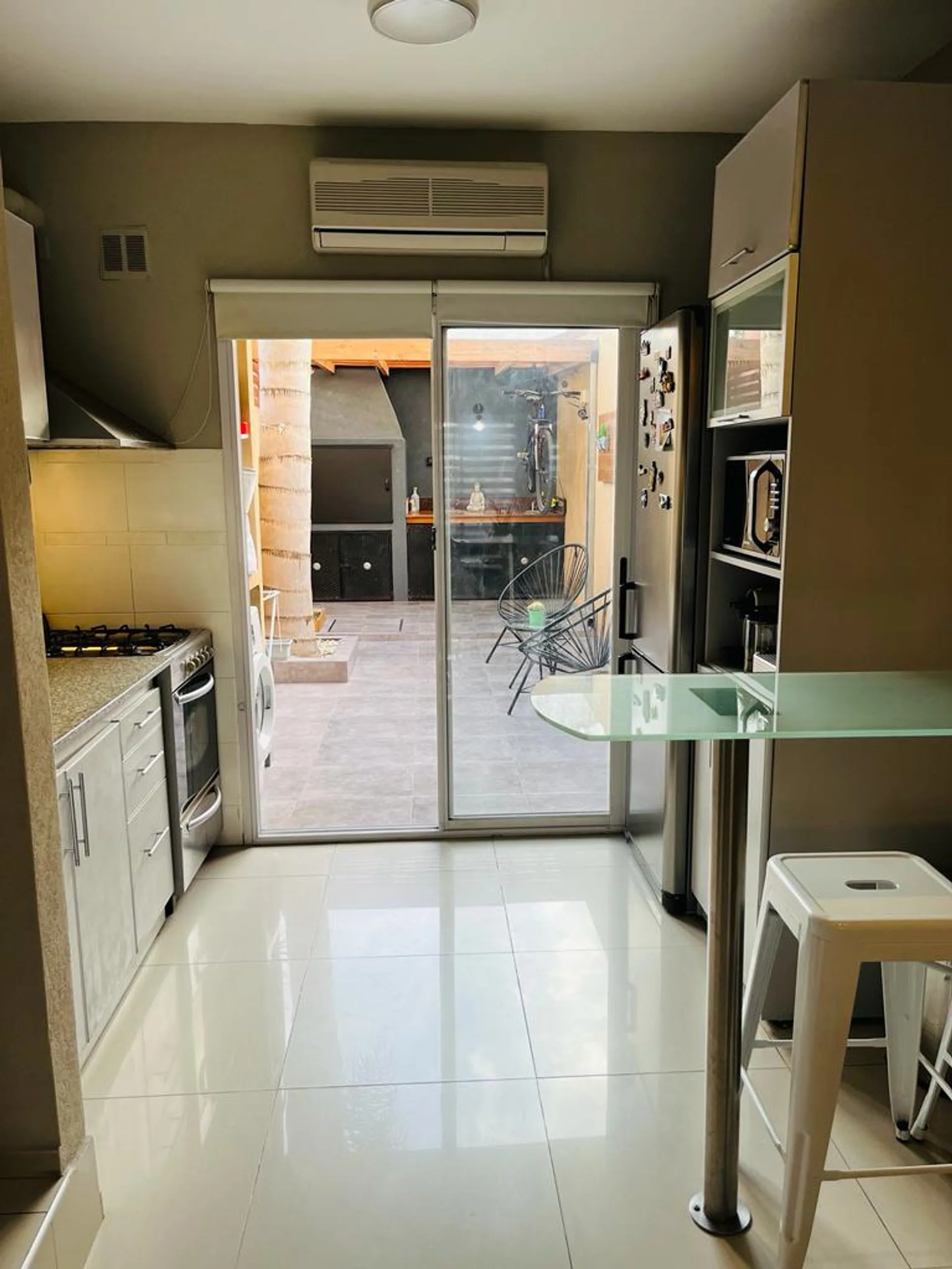 VENTA DUPLEX 3 AMBIENTES PATIO PARRILLA foto 3