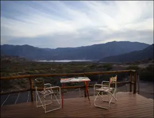 2 Cabañas con vista al dique Potrerillos y Montaña foto 3