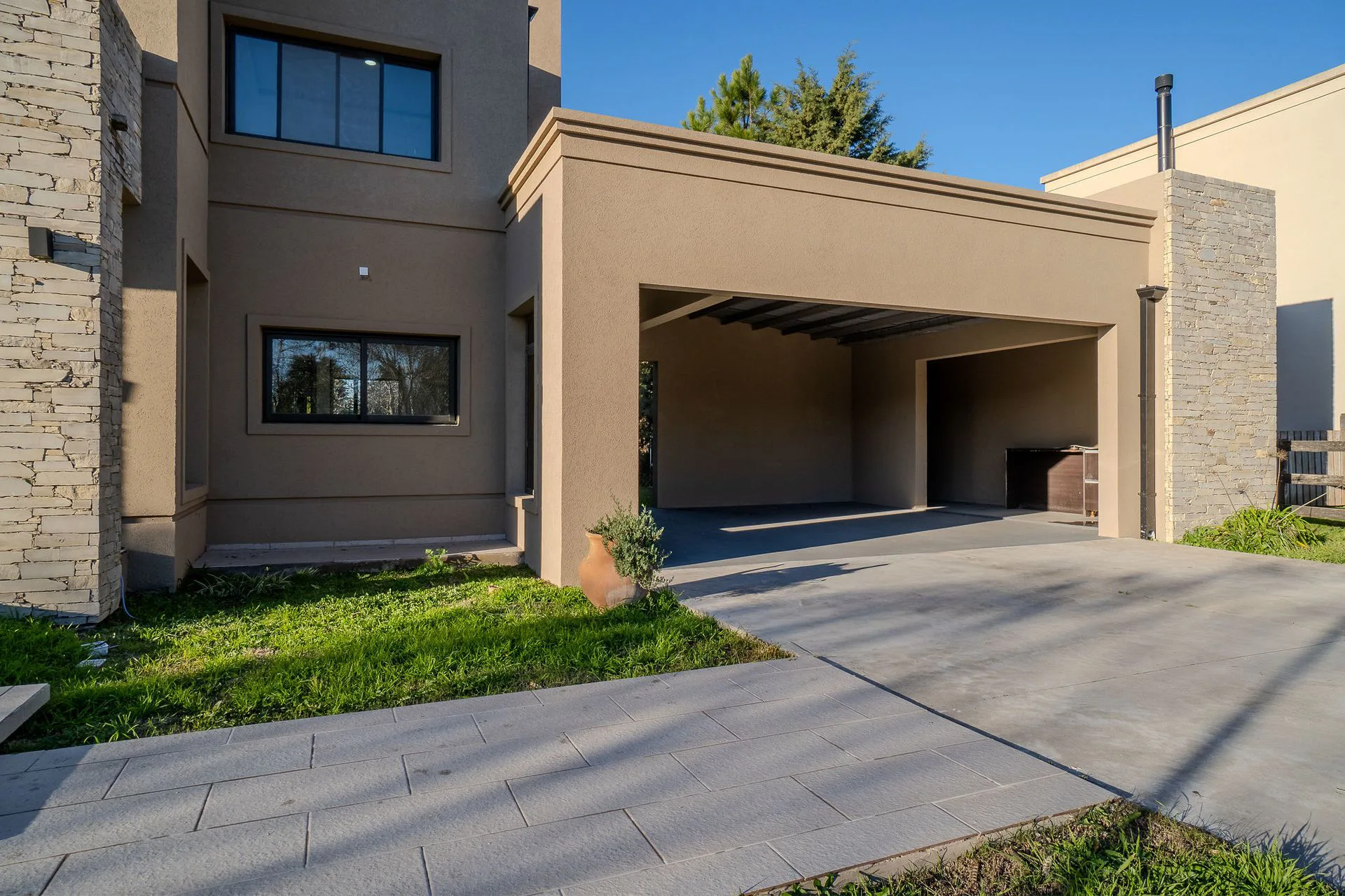 Casa en Venta Las Cortaderas Lujan. Bajas Expensas foto 4