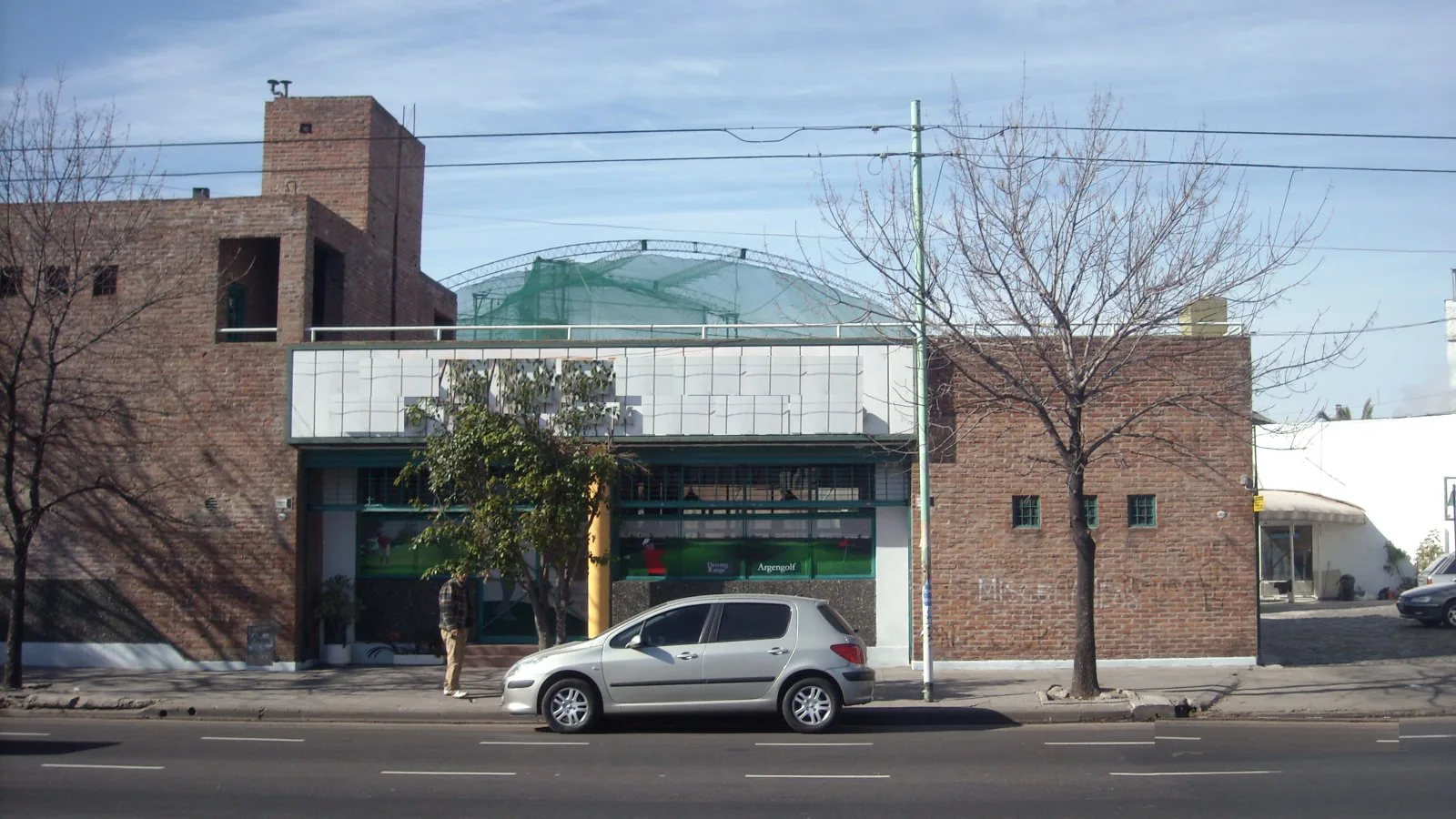 Propiedad GASTRONOMIA c GOLF o LOTE CONSTRUCCION triple frente Av. Chiclana al 3900 foto 5
