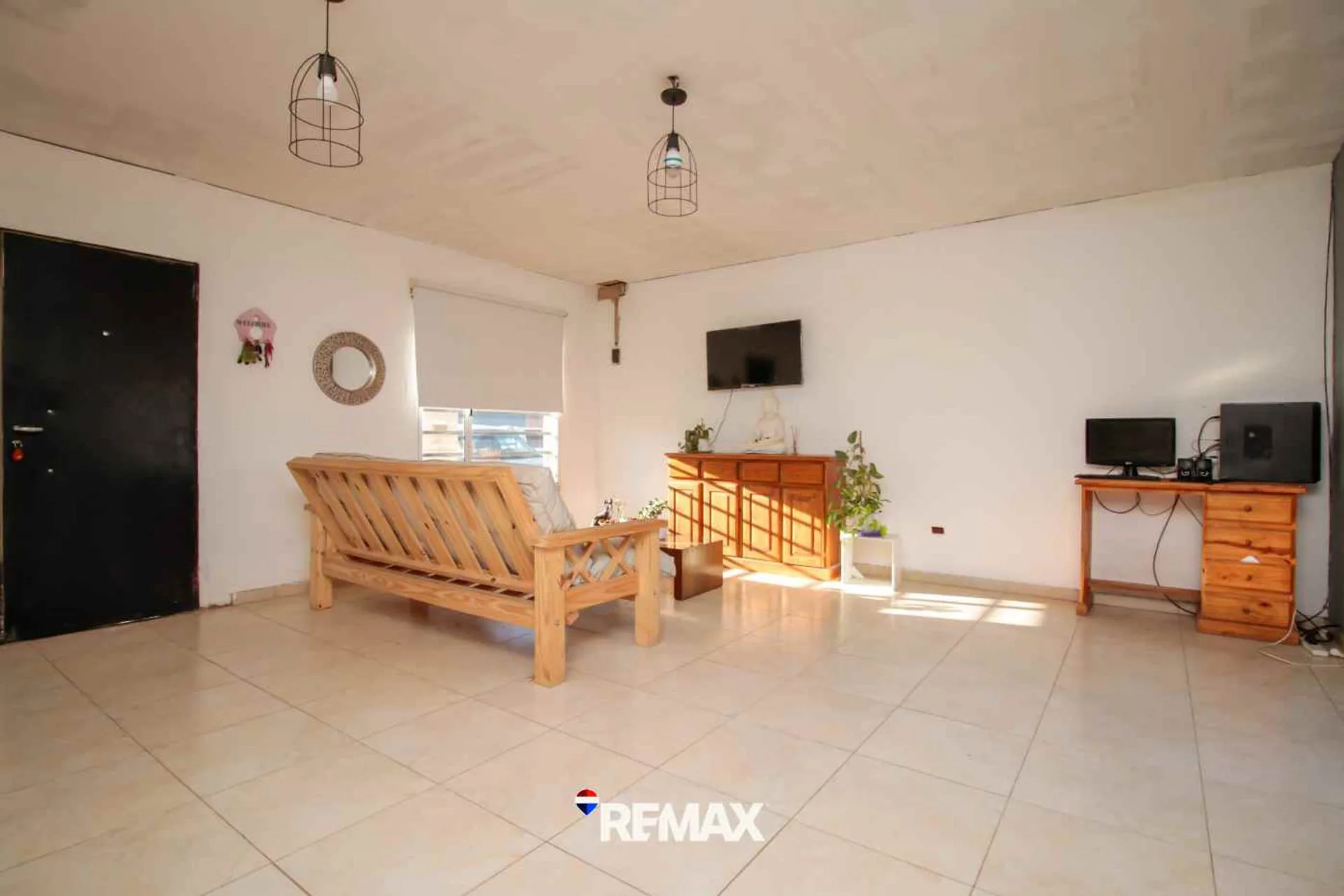 CASA EN VENTA 3 DORMITORIOS | SOLARES DE CERRI foto 3