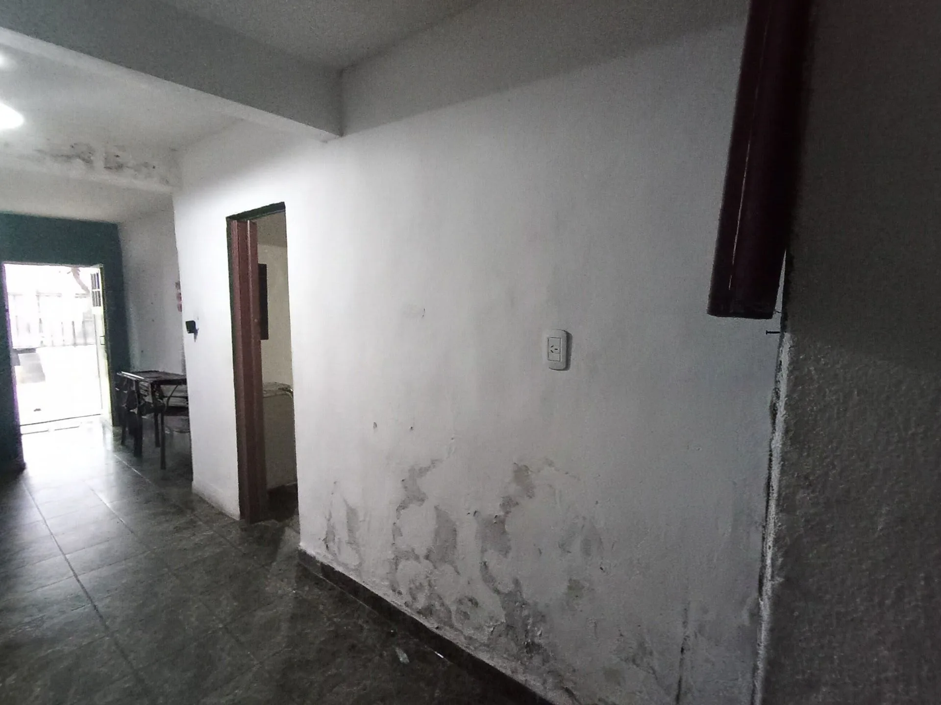 VENTA CASA 2 DORMITORORIOS GARAGE EN BARRIO JARDIN foto 3