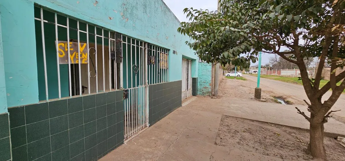 Casa mas terreno ideal para inversión foto 2