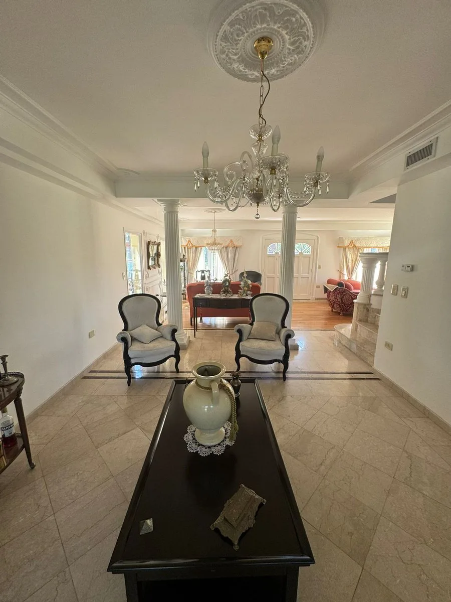 ALQUILER EXCELENTE CASA DE ESTILO B° BOCA RATON foto 5
