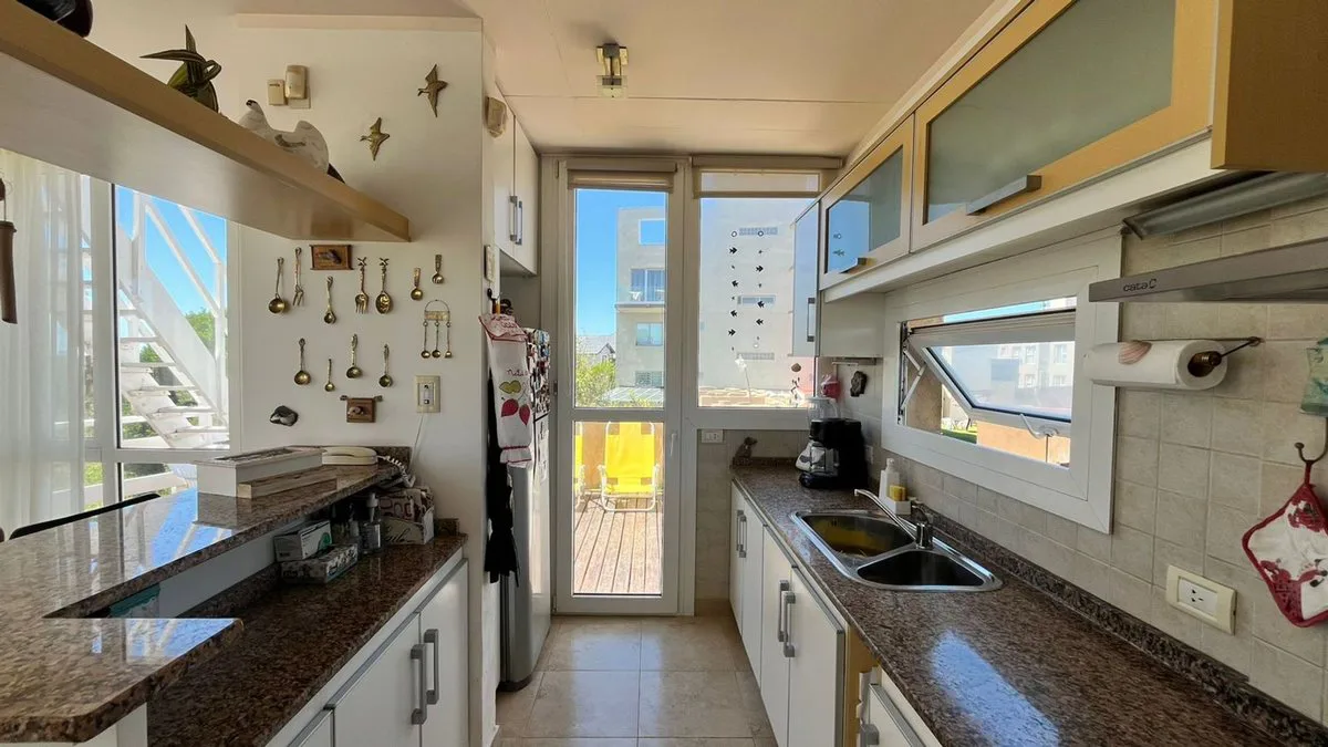 VENTA CASA VILLA GESELL CERCA DEL MAR foto 4