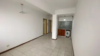 DEPARTAMENTO 2 AMBIENTES CON HABITACIÓN EN SUITE EN CASTELAR foto 2