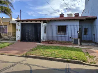 Venta Chalet 4 amb en Beccar foto 2