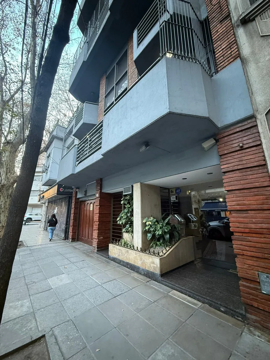DEPARTAMENTO DUPLEX EN VENTA CABALLITO foto 2