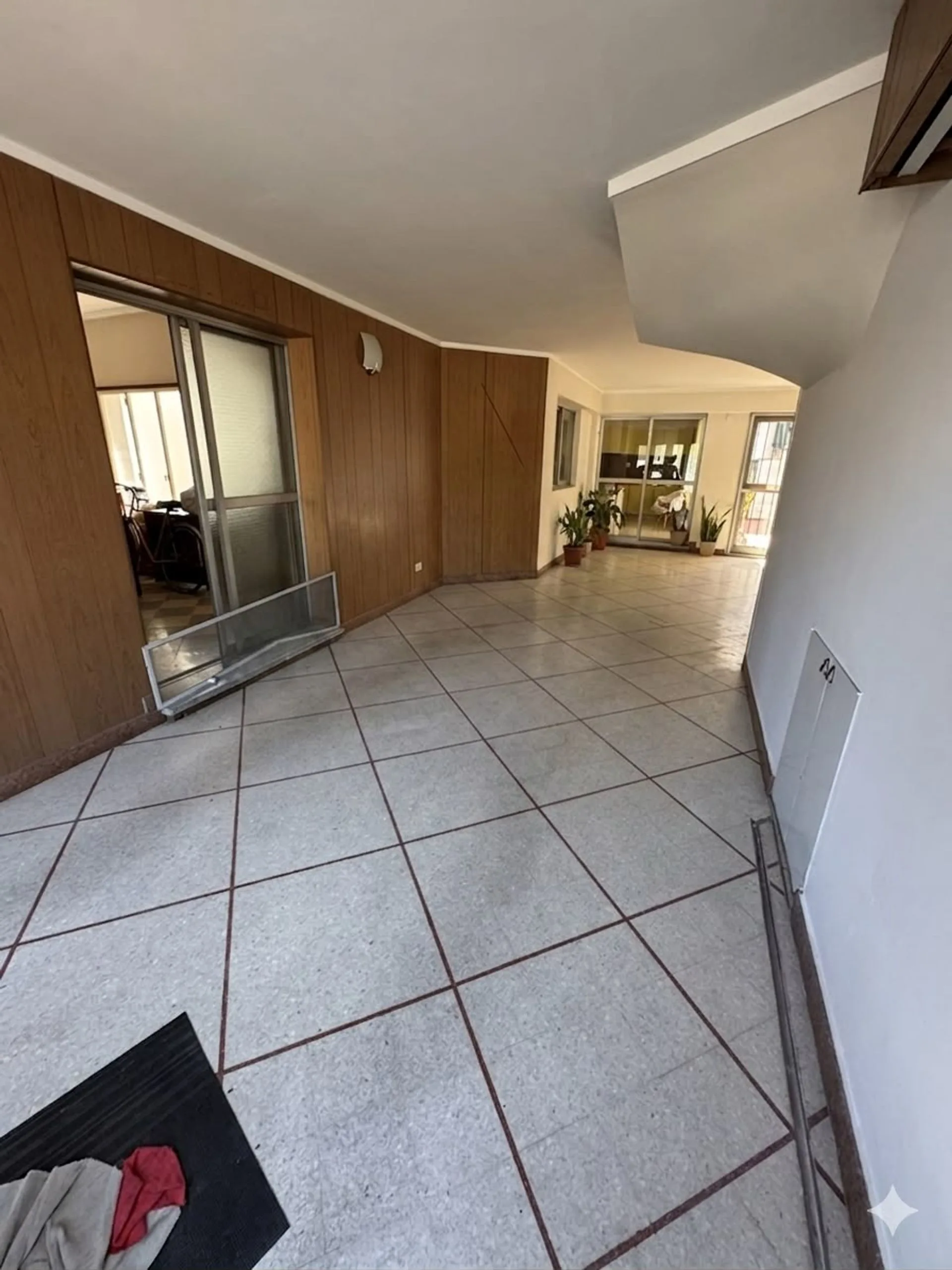 SE VENDE EXCELENTE PLANTA BAJA 3 DORMITORIOS foto 3