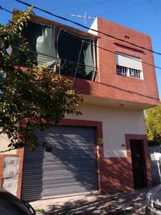 Importante PH de dos plantas en venta en San Fernando. foto 1