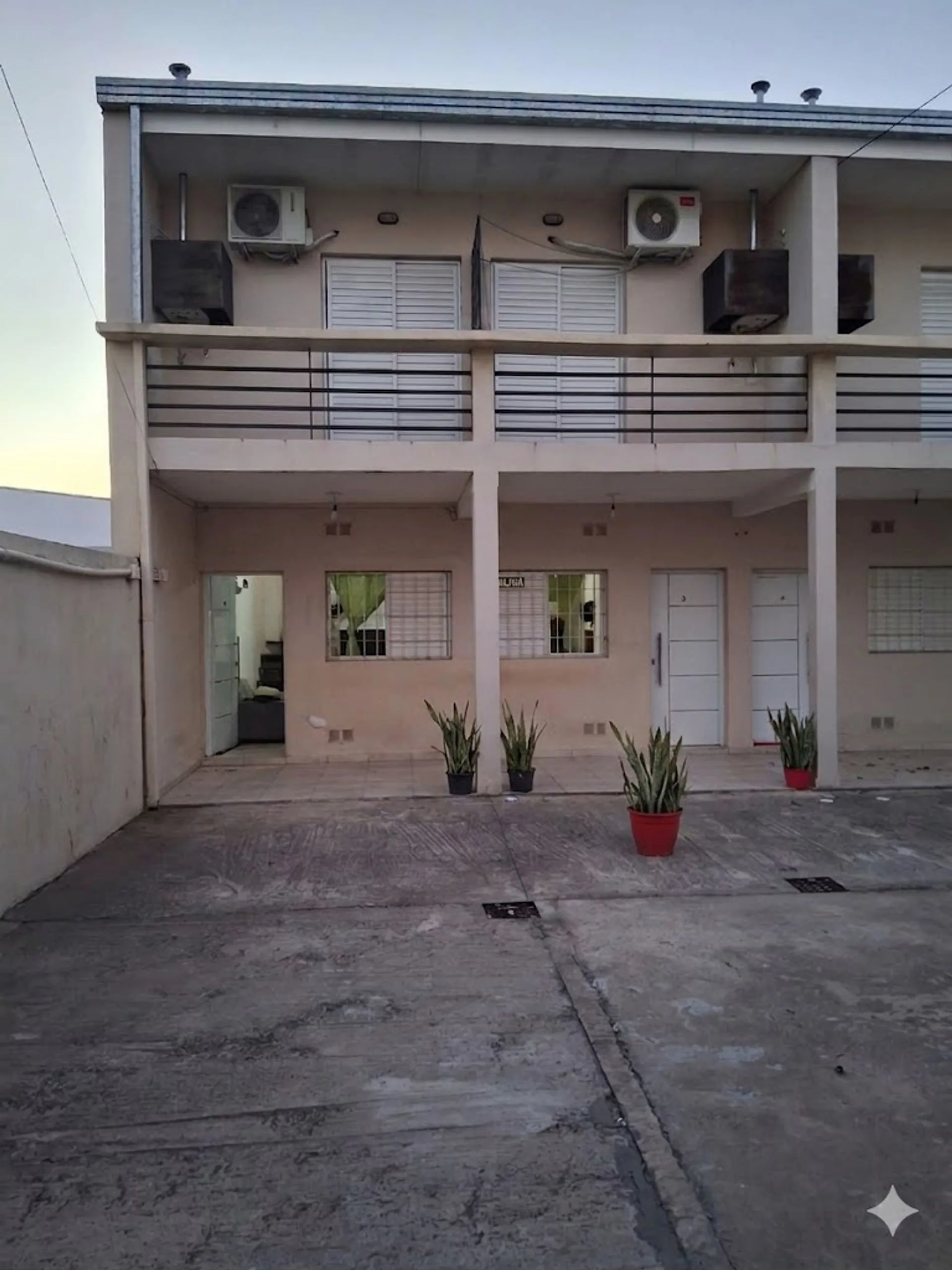 Depto 1 dormitorio, ideal estudiantes en Oro Verde foto 4