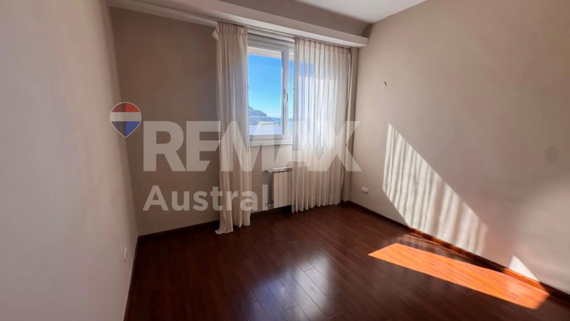 DEPARTAMENTO 2 DORMITORIOS CENTRO COMODORO foto 4