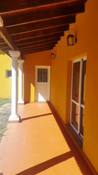 Casa en cordoba con lote 800 m2 3 cuadras de ruta 38 LA PROPIEDAD SE ENCUENTRA EN VILLA GIARDINO SOBRE AV. DEL CERRO foto 4
