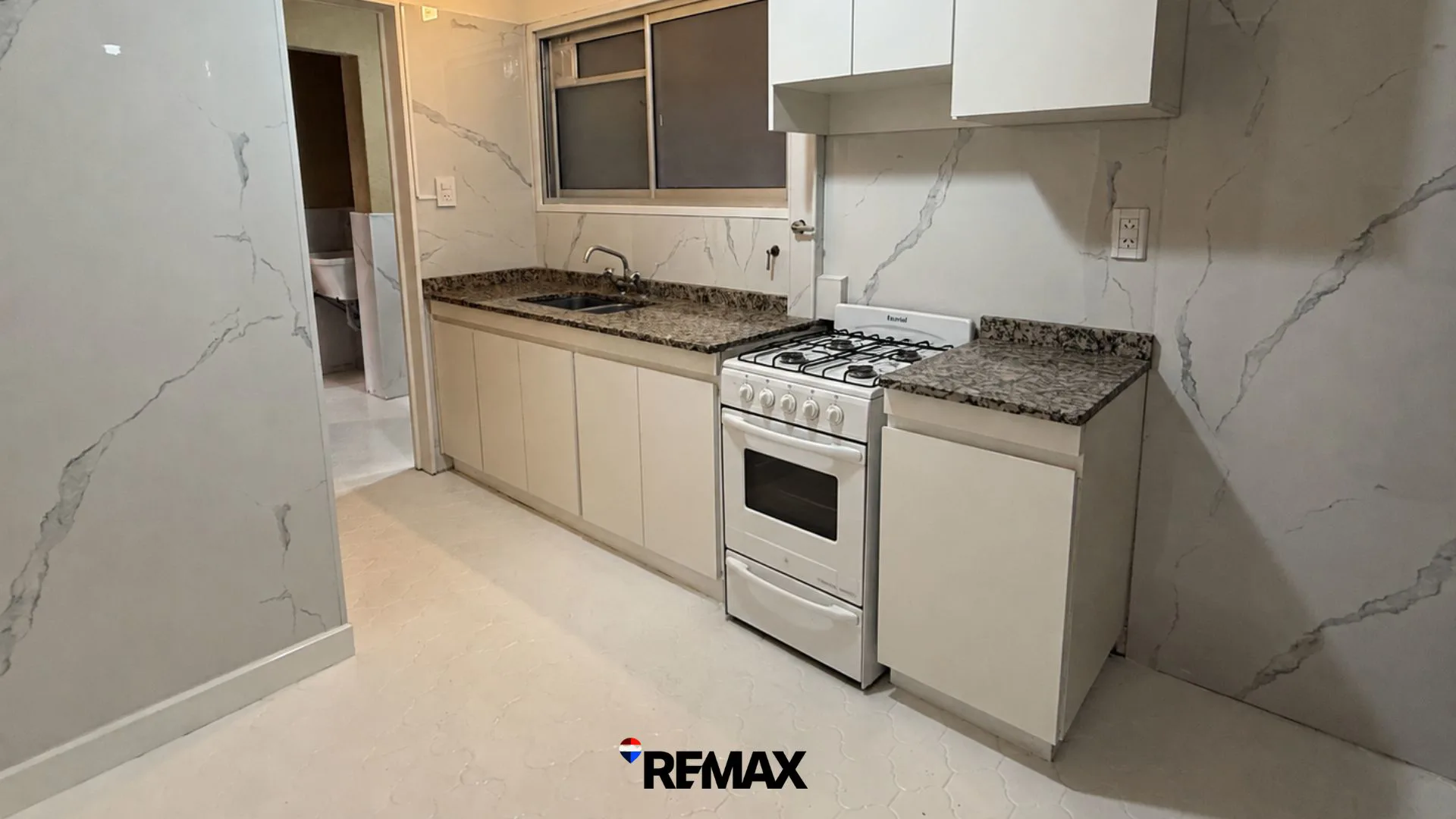 VENTA | APTO CREDITO | DEPTO | 3 DORM | SOLER 154 foto 4