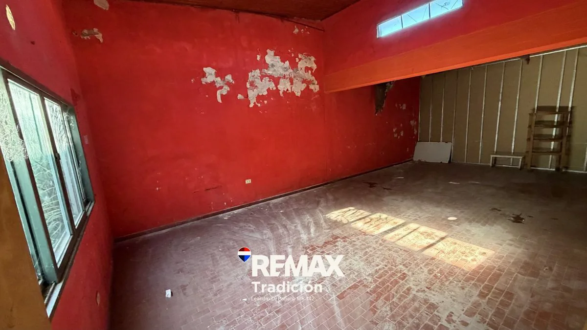 Local comercial en venta – Arturo Illia – 1750 m² foto 5