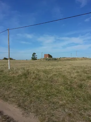 ote SAN EDUARDO de 646 mts2 20 x 32.- a 150 mts de la Ruta 11. foto 3