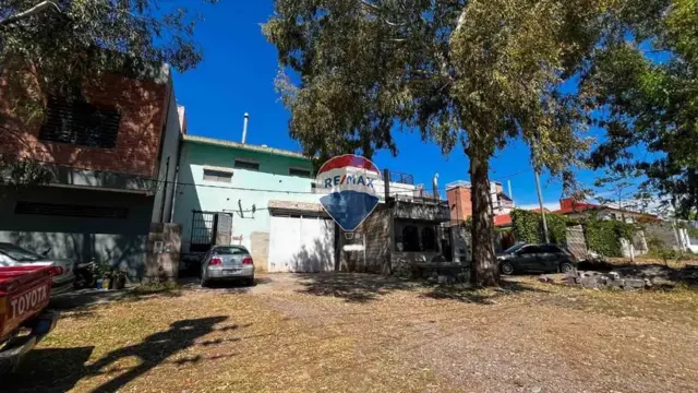 VENTA GALPÓN + DEPTO B° CERRO LAS ROSAS