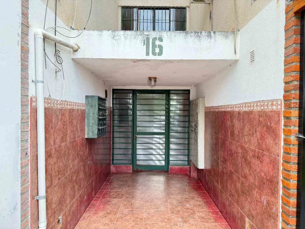 VENTA ZONA SUR SALTA  B  EL BOSQUE DPTO 3 DORM foto 3