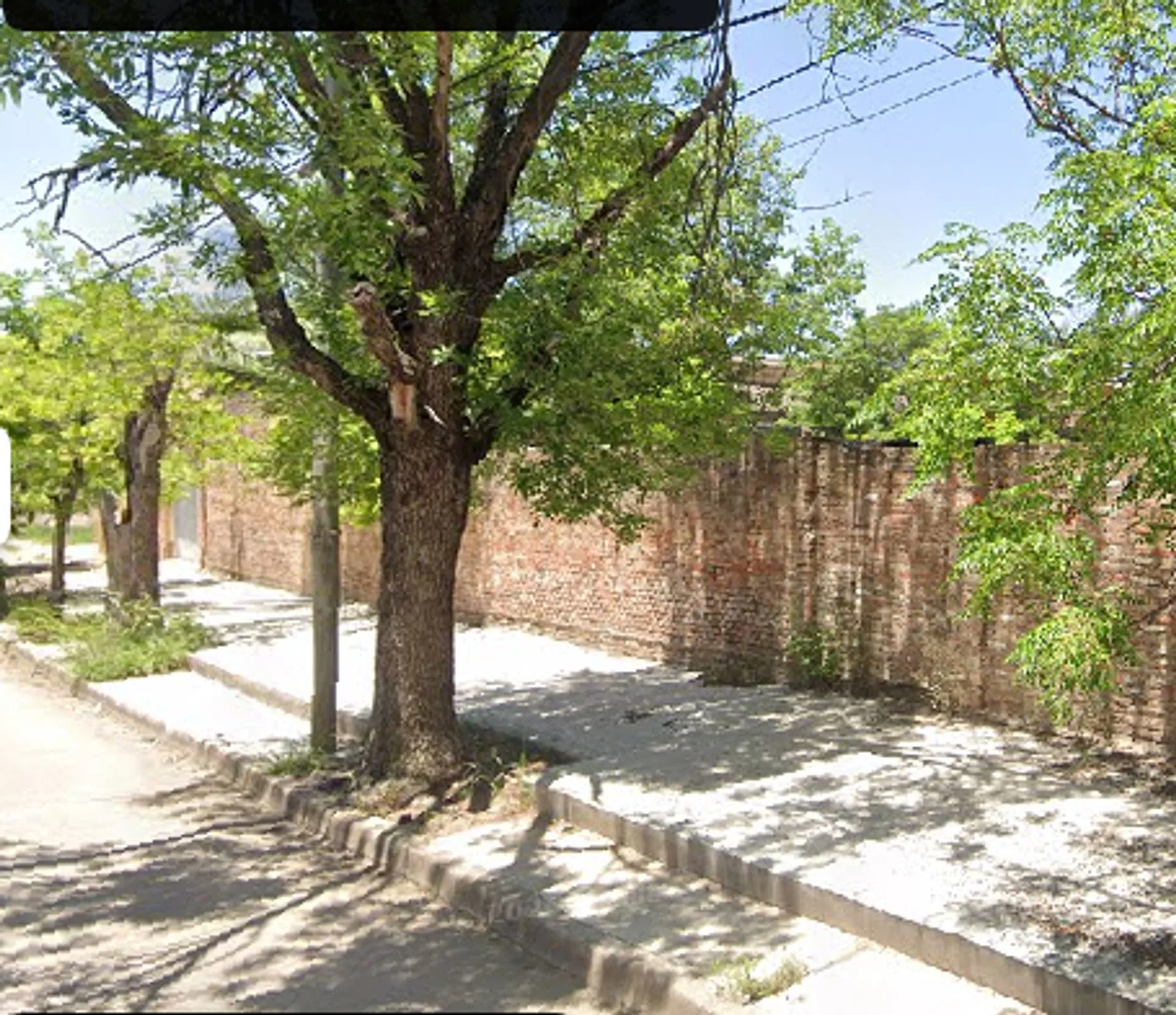 VENTA TERRENO BARRIO SARMIENTO foto 2