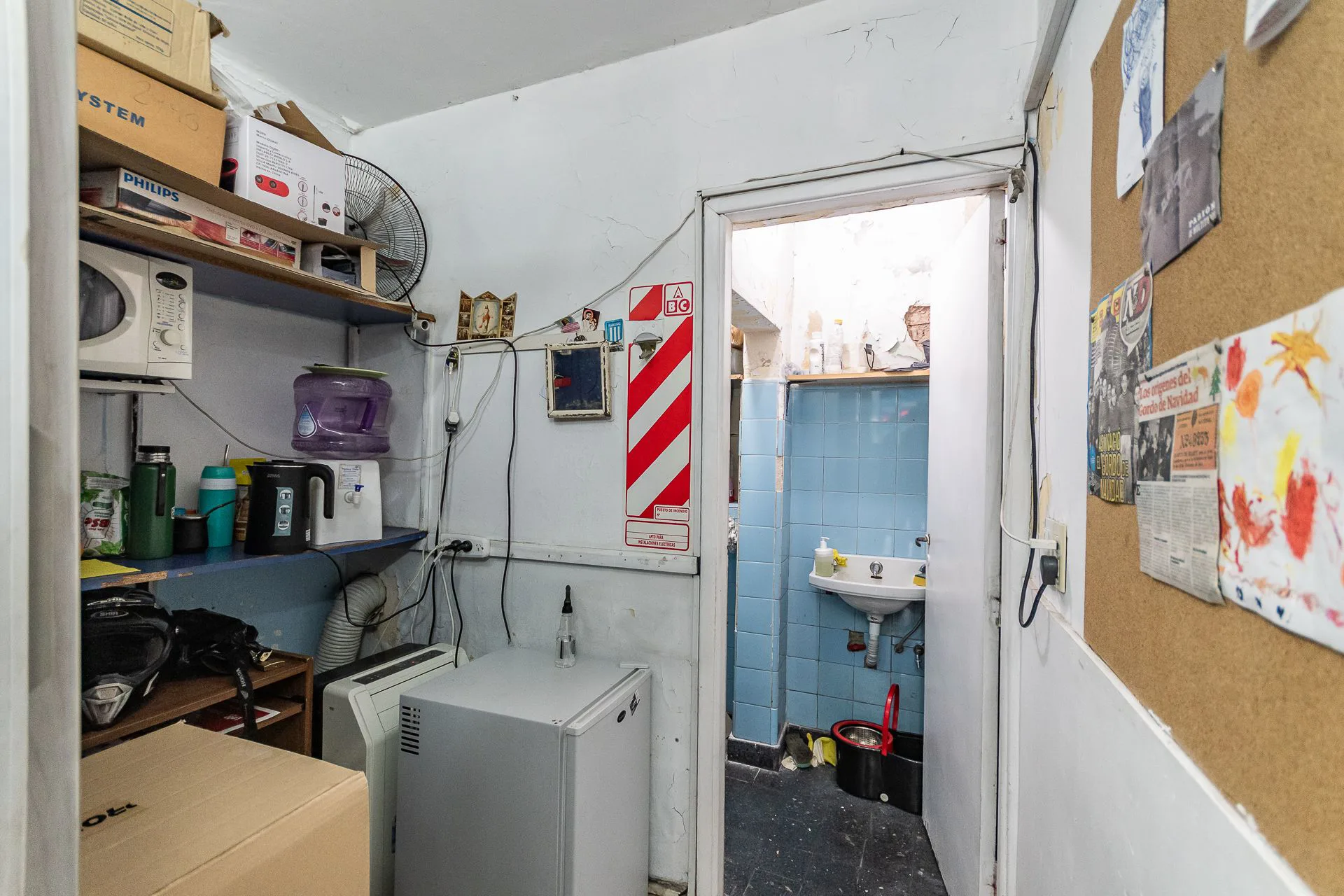 VENTA CASA + 2 LOCALES A PASOS DE AV CABILDO foto 5