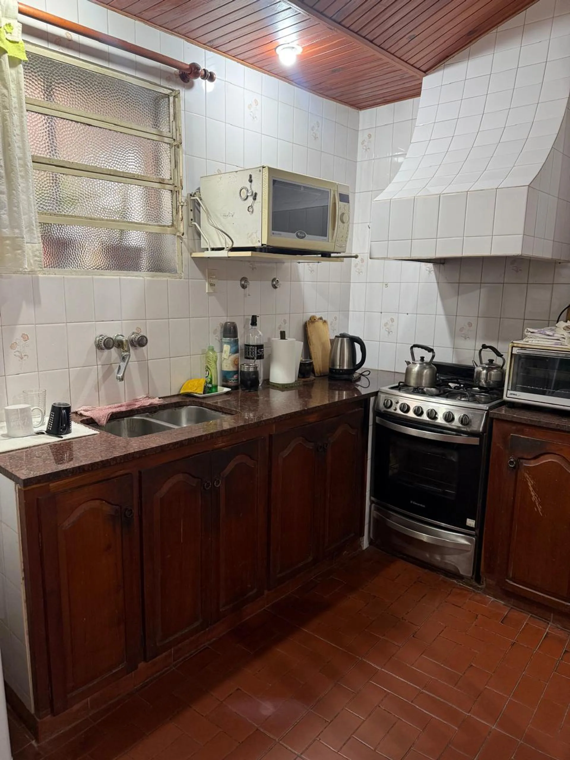 CASA DOS DORMITORIOS. BARRIO LUDUEÑA. foto 5