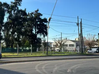 Excelente oportunidad: terreno en excelente esquina foto 3