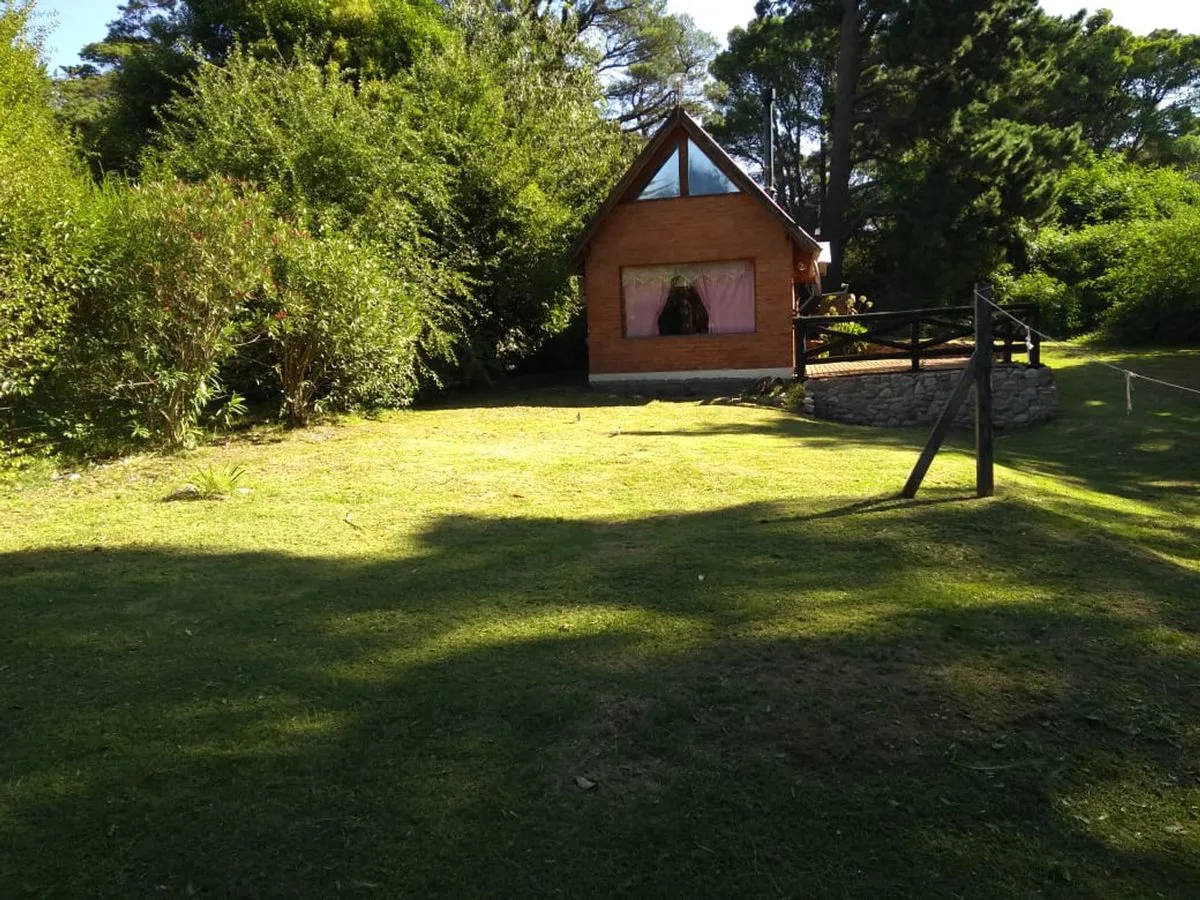 VENTA 2  CASAS EN VILLA VENTANA SOBRE AMPLIO LOTE foto 2