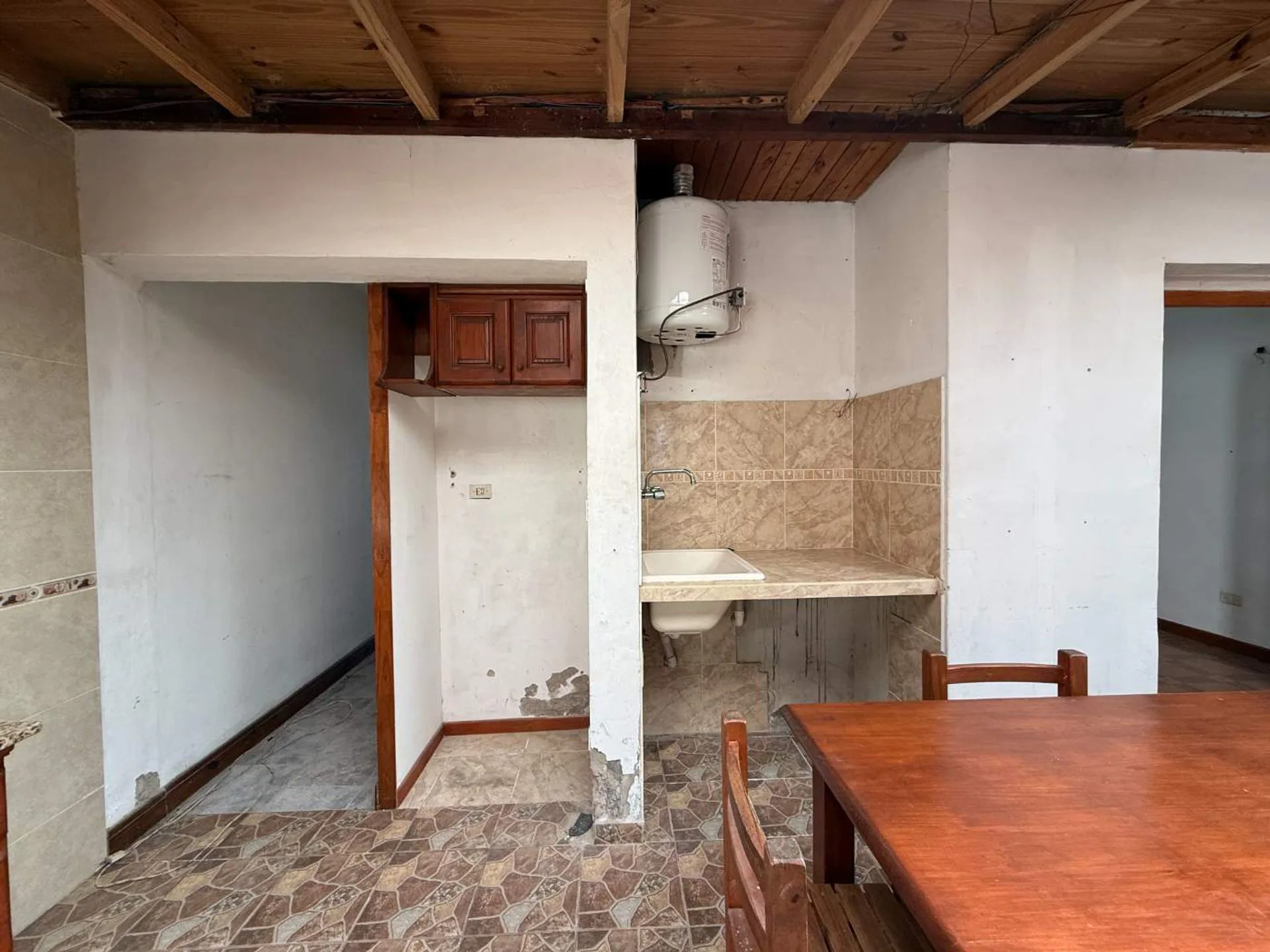 Casa 3 ambientes con cochera - Oportunidad foto 5