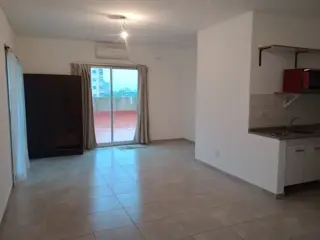 EXCELENTE MONAMBIENTE DE 39 MTS. CON TERRAZA PROPIA DE 60 METROS. SAN FERNANDO 3 DE FEBRERO 1265 SIN EXPENSAS NI ABL foto 2