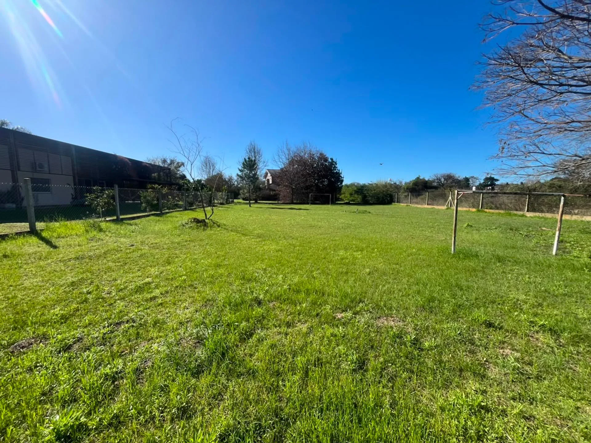 LOTE DE 800M2 EN VENTA - COLASTINE foto 4