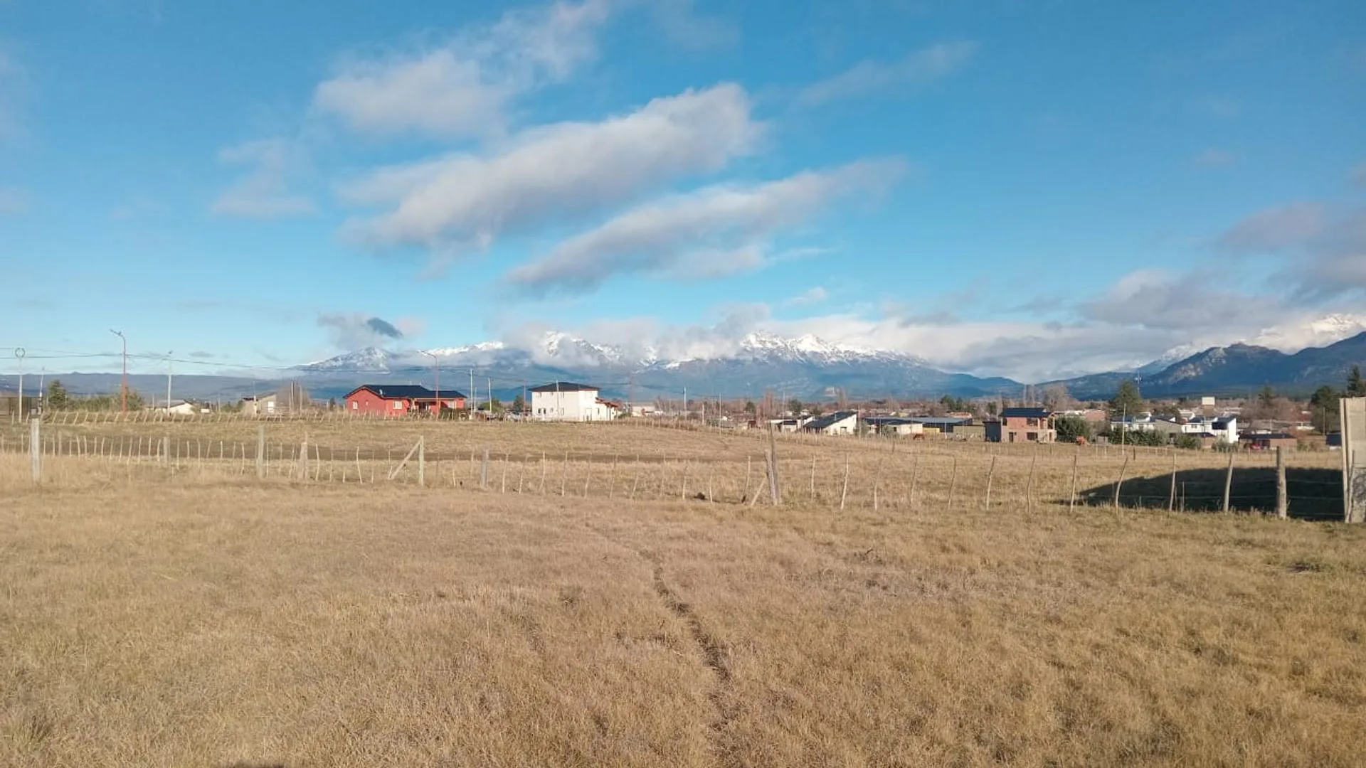 Terreno en Trevelin - 1.248 mts2 - Con Servicios foto 4