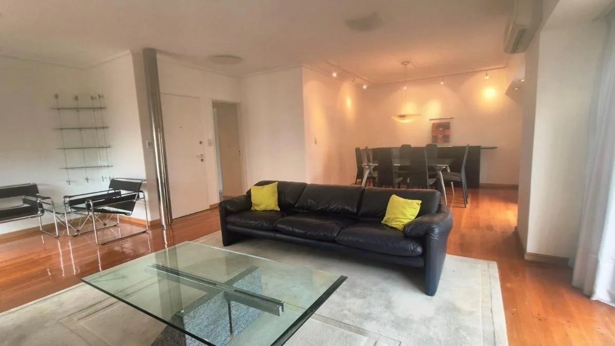 Recoleta, Laprida 1300, 5 amb, 156m2 ( 140m2 cubiertos), u$s 2,800 + expensas + servicios. foto 3