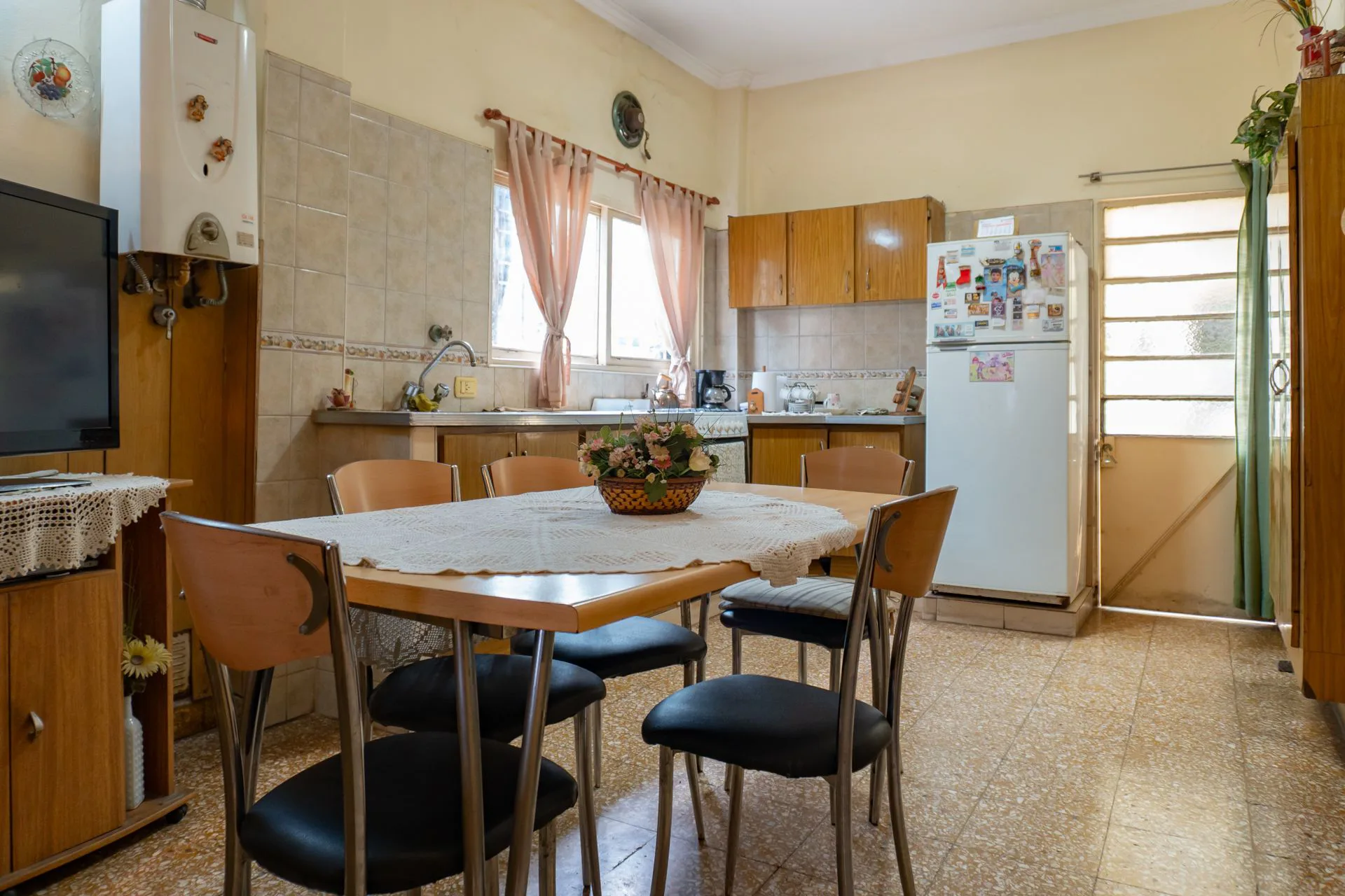 VENTA CASA 3 DORMITORIOS COCHERA ECHESORTU ROSARIO foto 4