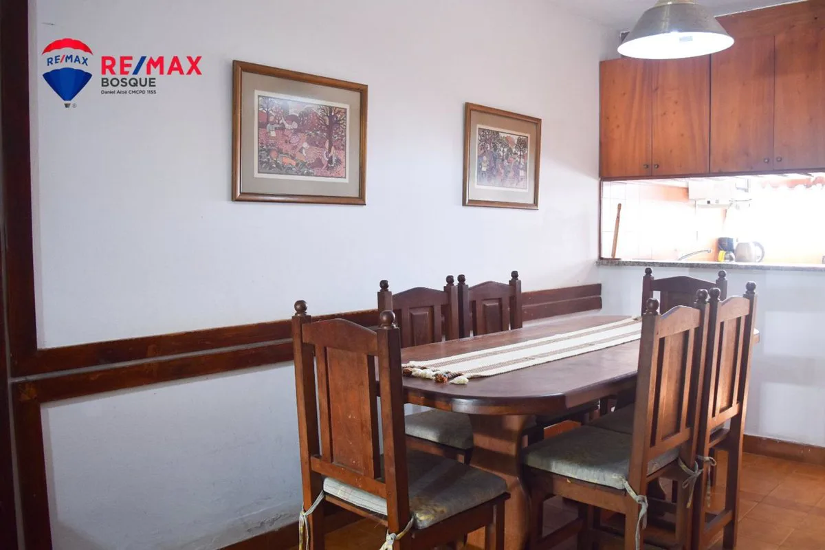 Venta de TRIPLEX  en Pinamar a una cuadra del mar foto 5