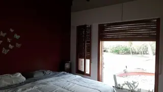 VENDE EXCELENTE PROPIEDAD EN BARRIO LOS TRONCOS EN FUNES foto 2