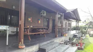 VENDE EXCELENTE PROPIEDAD EN BARRIO LOS TRONCOS EN FUNES foto 4