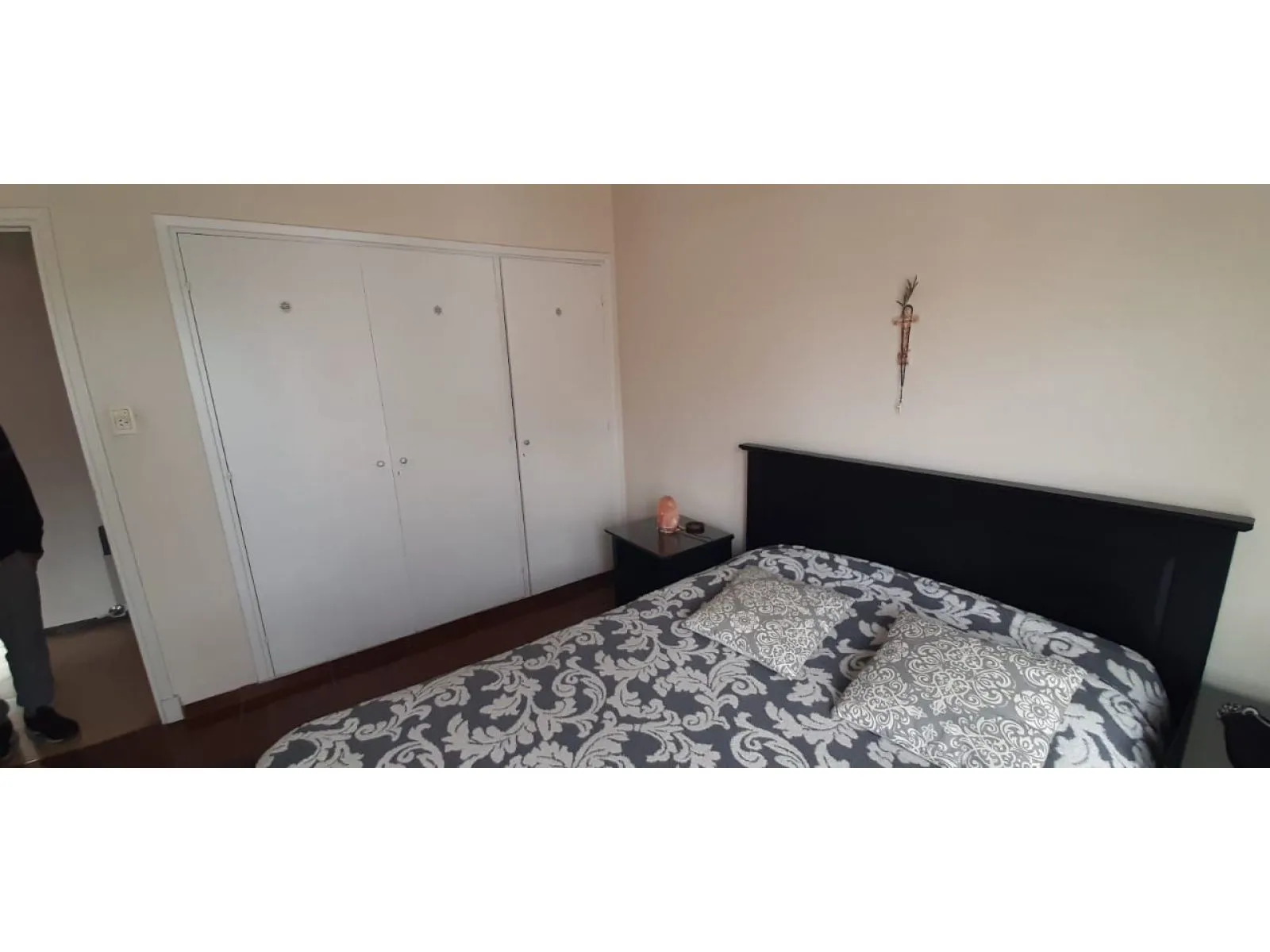 2-Bedroom Apartment with Balcony in Miramar, Alborada II Building – photo 6 of 21