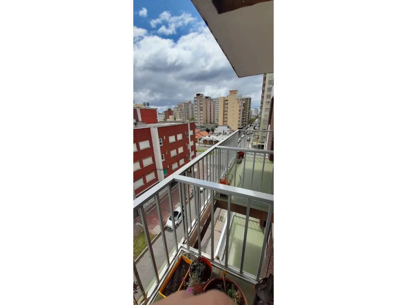 2-Bedroom Apartment with Balcony in Miramar, Alborada II Building – photo 20 of 21