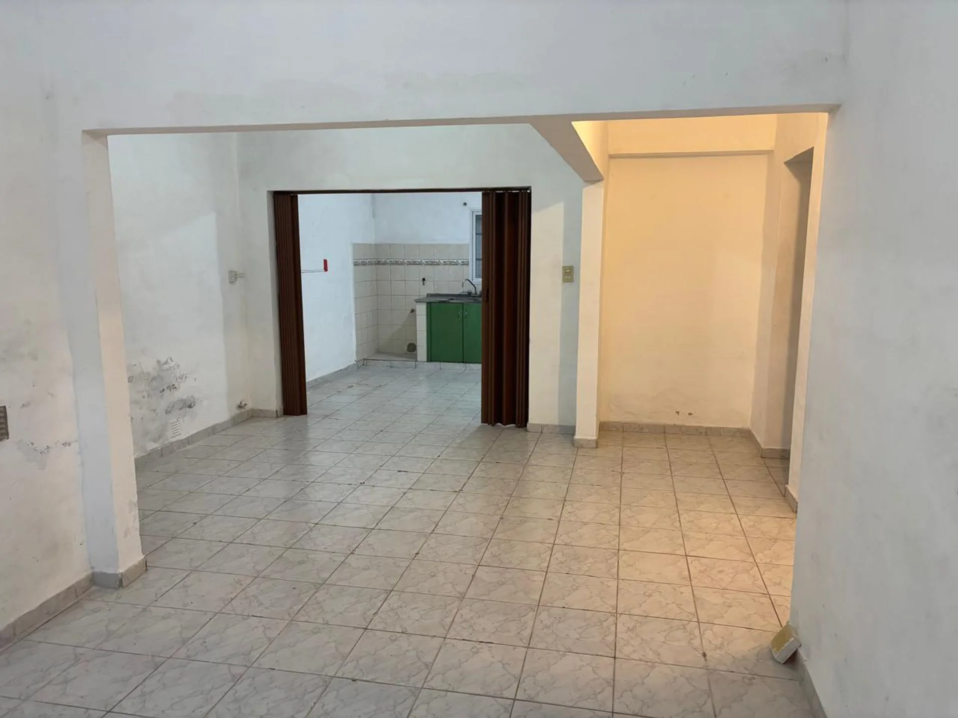 VENTA CASA 2 HABITACIONES B. SARMIENTO - APTA CRED foto 2