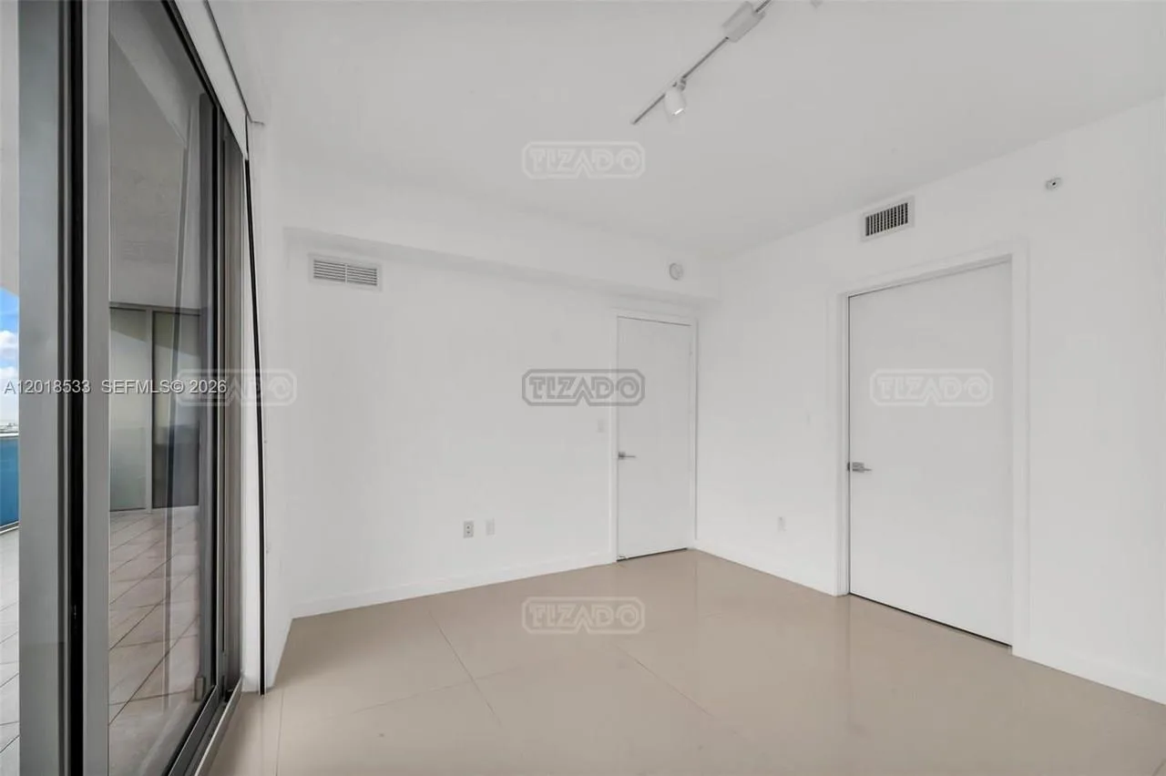 488 NE 18th St #4005 400 foto 5