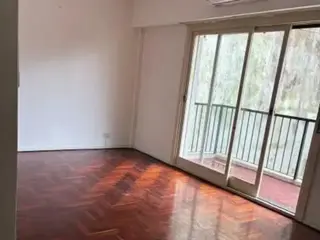 RECOLETA,3AMBIENTES,BALCON SALIENTE,MUY BUENA UBICACION,VISTA PANORAMICA, BUEN ESTADO GENERAL DEL INMUEBLE foto 3