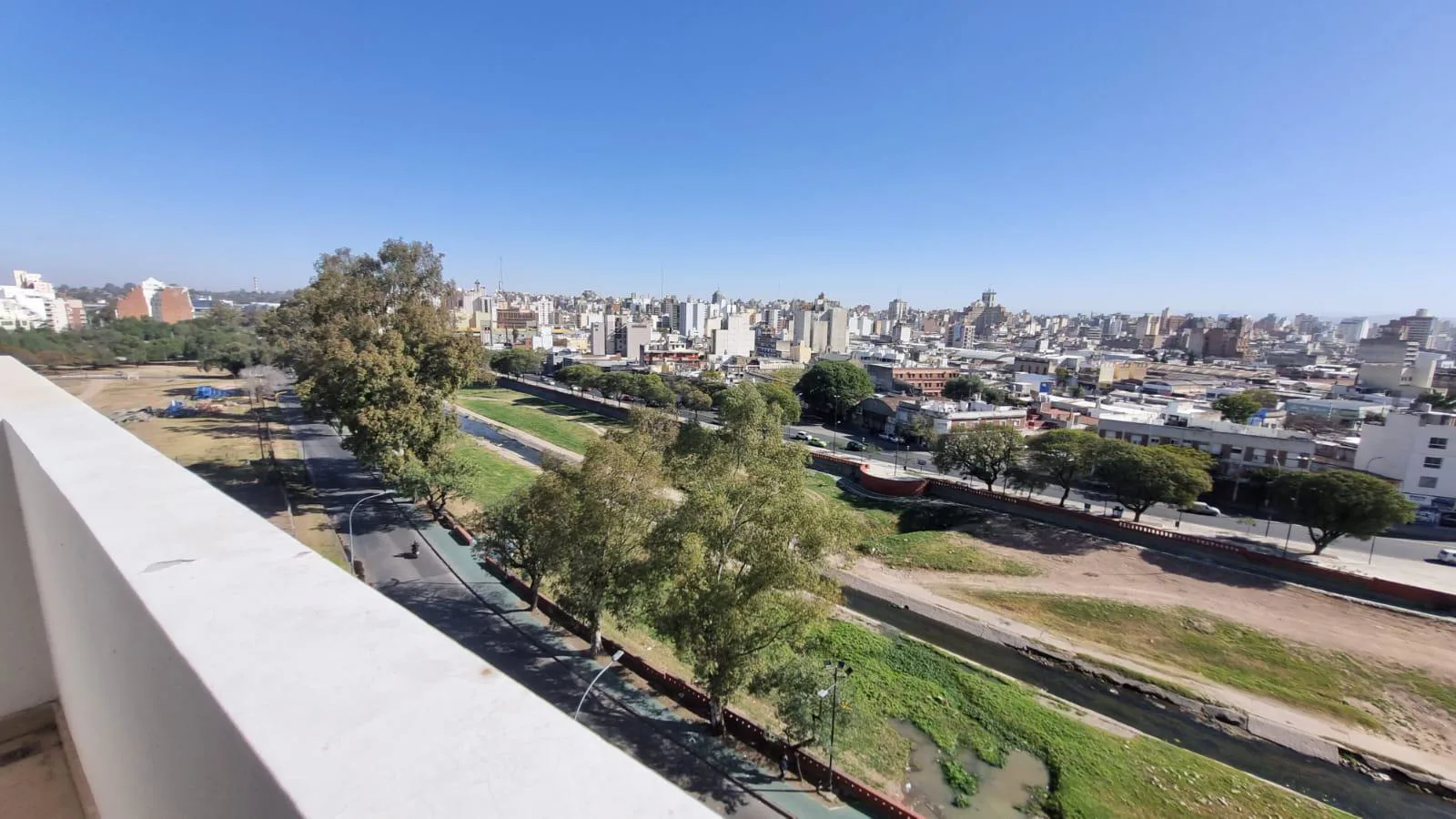 Alquiler Temporal | 1 Dormitorio | Cardinales Nuevo Suquía | Balcón | vista al Río foto 4