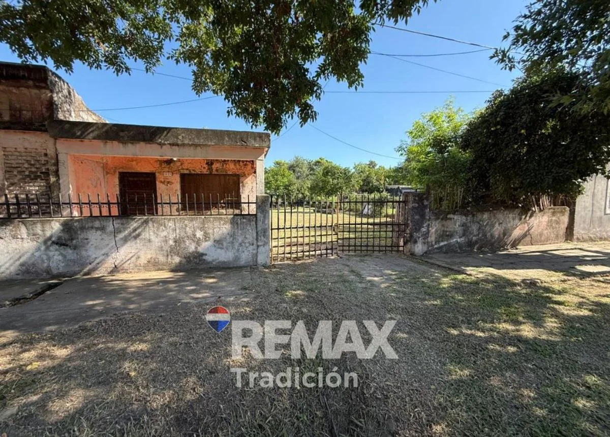Casa a reciclar a la venta en Villa Libertad.- foto 4